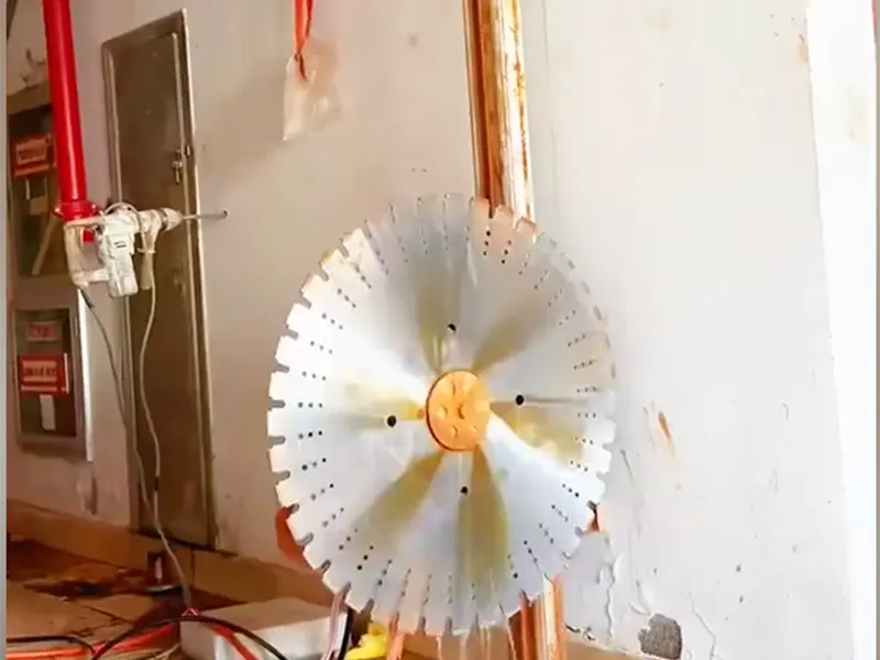 High speed wall saw