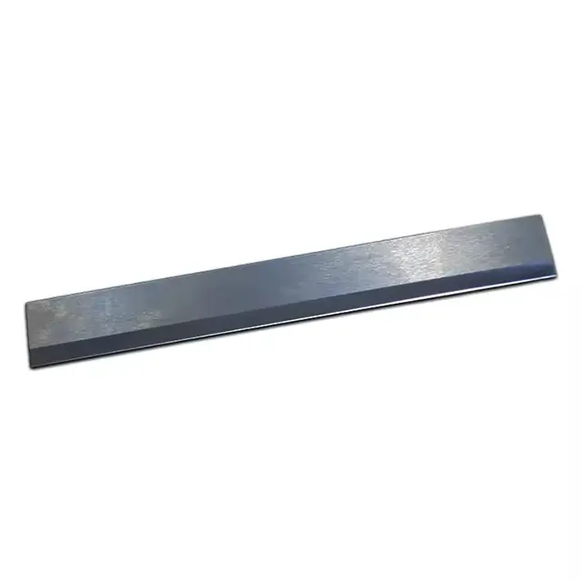 Packaging strip blade