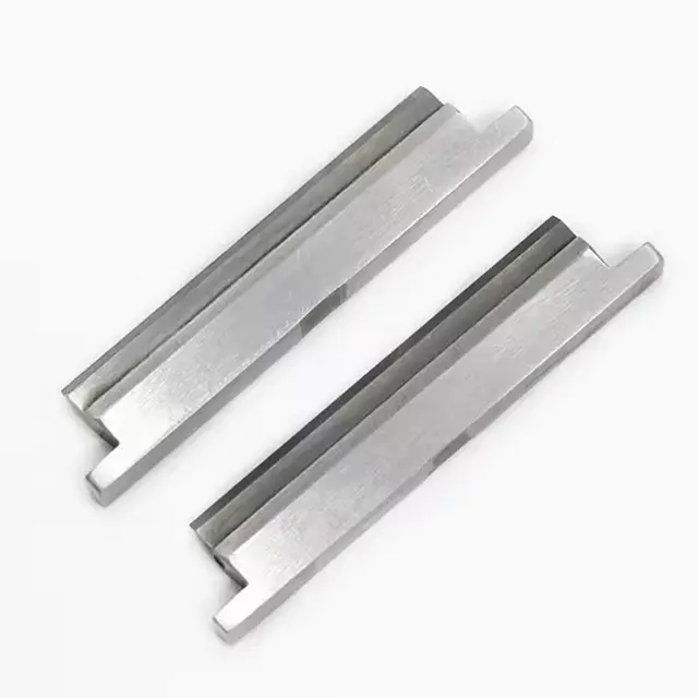 Straight Blade Type