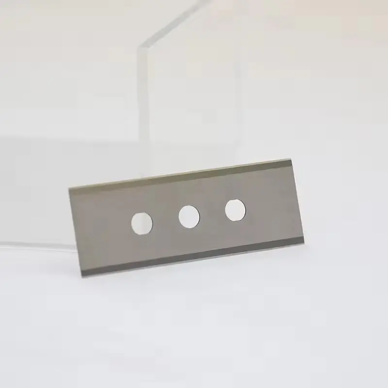 Three-Hole Blade 1
