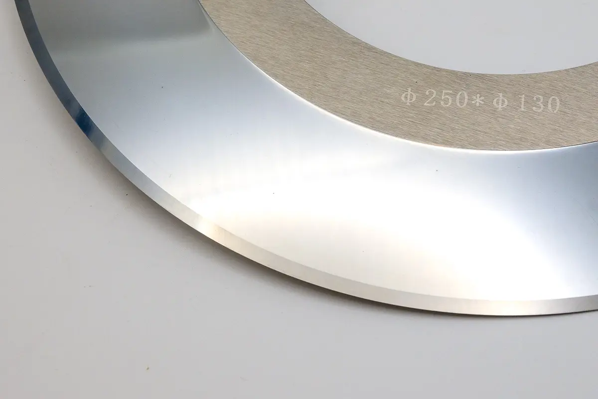 circlur blade close-up